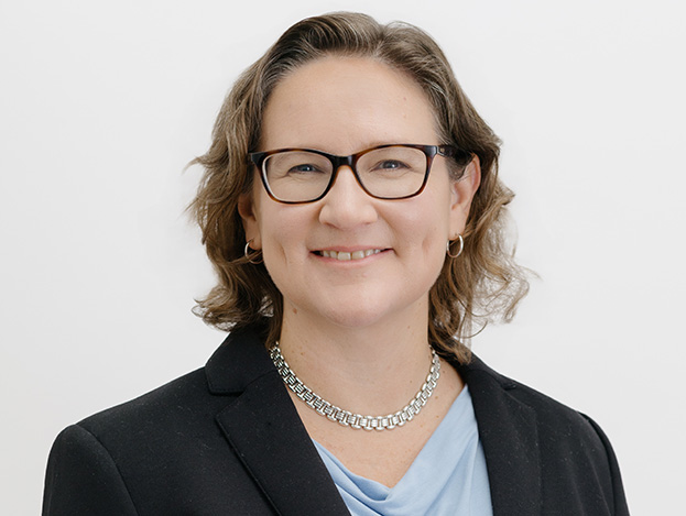 Headshot of Kerry Larkin